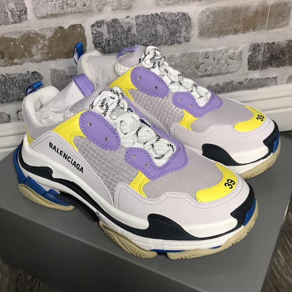 ❌SOLD Balenciaga triple S sneakers 39 women’s